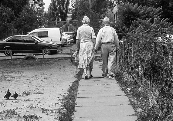 Behoteguy Photo Art  Urban photos in Kiev Ukraine old couple walking